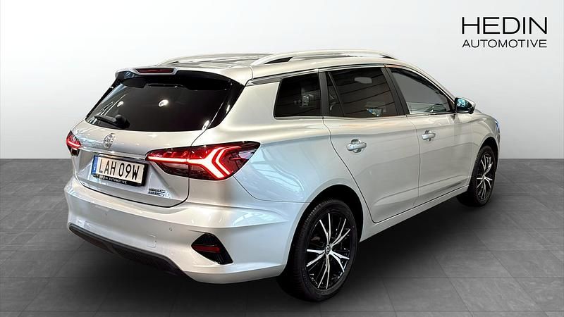 Begagnad MG MG5 EV Long Range 11 kW (15 HK) 2022 Grå Kombi