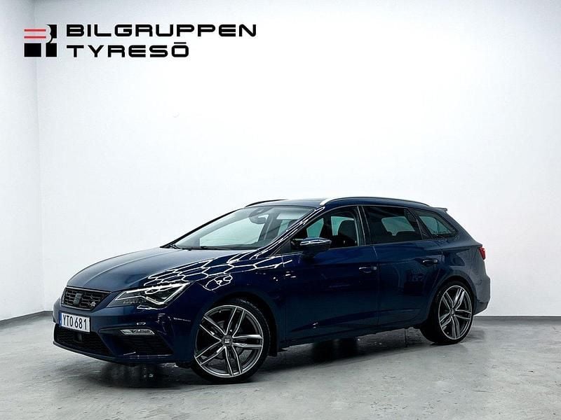Blå Begagnad 2019 Seat Leon ST FR Kombi | 159 900 kr (Marknadspris) - Bild 1/4