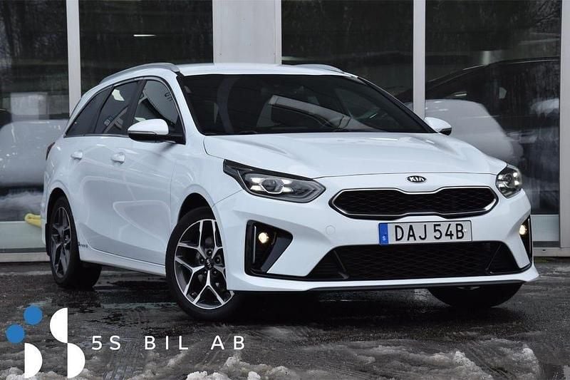 Vit Begagnad 2019 Kia Ceed Sportswagon GT-Line Kombi | 187 900 kr (Bra pris) - Bild 1/2