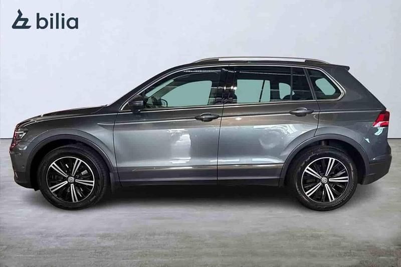 Silver Begagnad 2018 VW Tiguan SUV | 220 000 kr (Lite dyr) - Bild 1/1