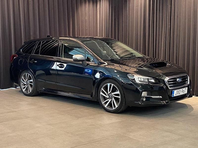 Röd Begagnad 2015 Subaru Levorg GT Kombi | 159 500 kr (Marknadspris) - Bild 1/4