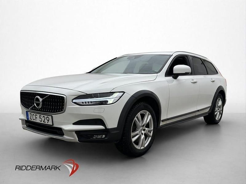 Begagnad Volvo V90 CC Plus 190 HK (139 kW) 2017 Vit Kombi
