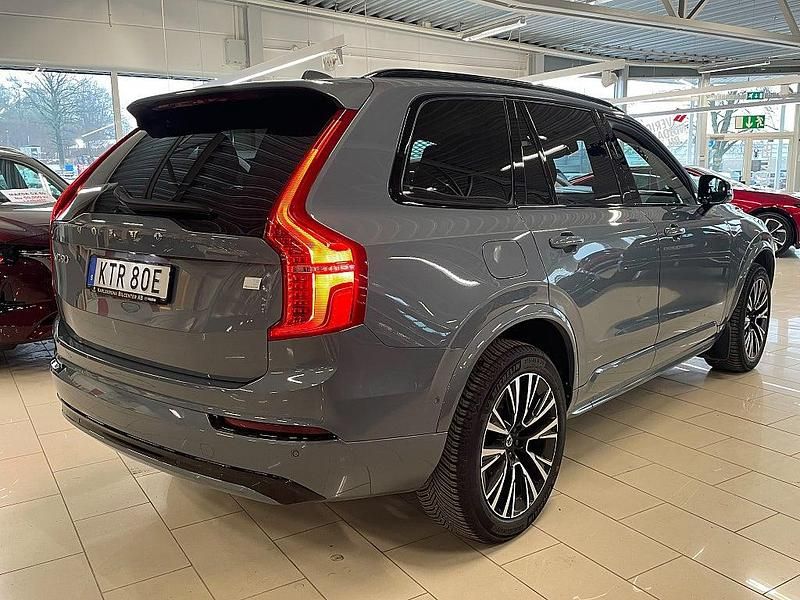 Begagnad Volvo XC90 2023 Grå SUV