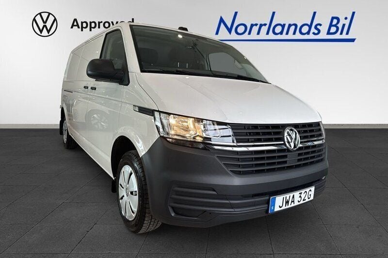 Vit (candyvit) Begagnad 2024 VW T6.1 Van | 389 000 kr - Bild 1/4