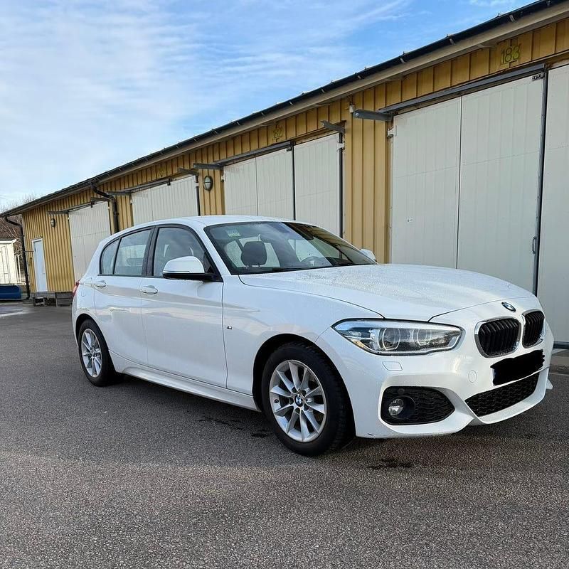 Begagnad BMW 118 M Sport 150 HK (110 kW) 2018 Halvkombi