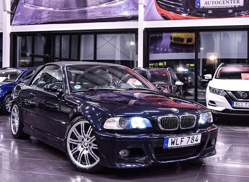 Begagnad BMW M3 343 HK (252 kW) 2003 Mörkbrun Cab