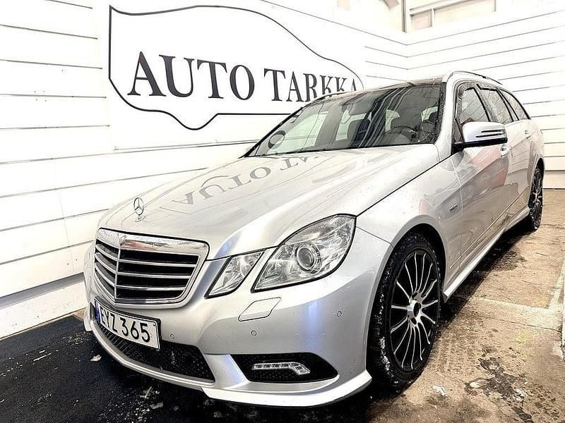 Begagnad Mercedes E220 Avantgarde 170 HK (125 kW) 2010 Silvermetallic Kombi