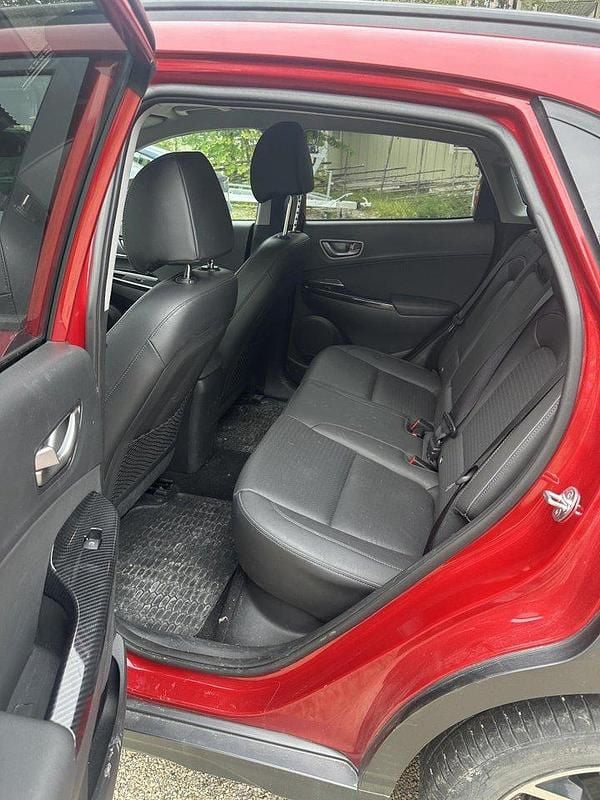 Röd Begagnad 2020 Hyundai Kona Premium SUV | 235 000 kr (Marknadspris) - Bild 1/4