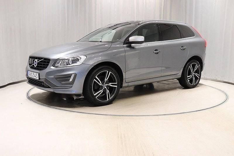 Grå Begagnad 2017 Volvo XC60 R-Design SUV | 238 900 kr (Bra pris) - Bild 1/4