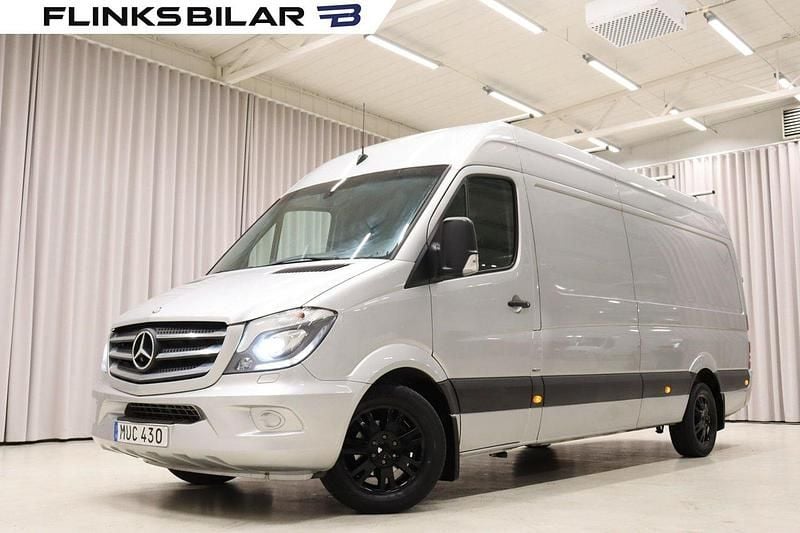 Silver Begagnad 2016 Mercedes Sprinter Van | 299 700 kr (Marknadspris) - Bild 1/4
