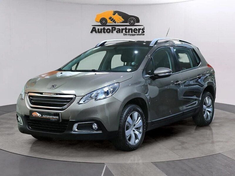 Grå Begagnad 2016 Peugeot 2008 Allure SUV | 129 800 kr (Marknadspris) - Bild 1/4