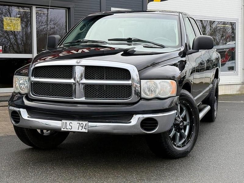 Begagnad Dodge Ram 238 HK (175 kW) 2002 Svart Pickup