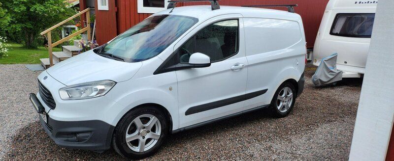 Vit Begagnad 2016 Ford Transit | 63 000 kr (Superpris) - Bild 1/4