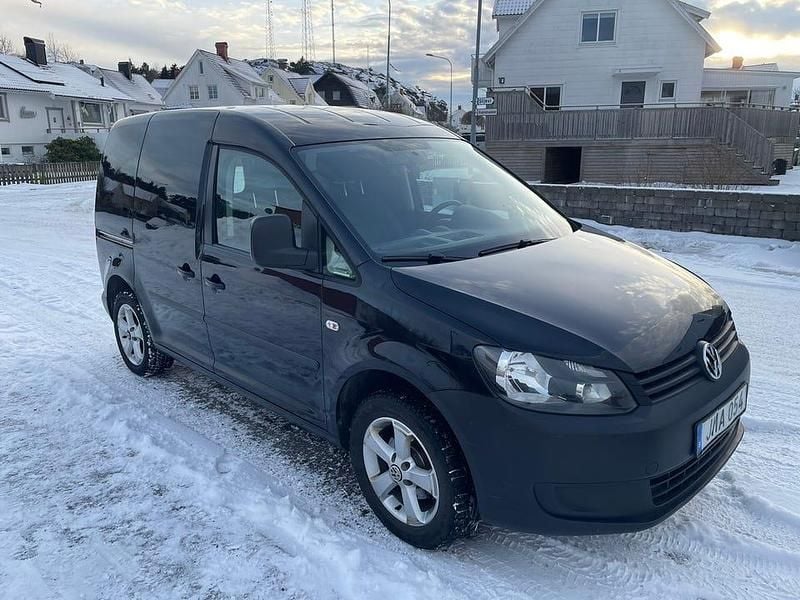 Begagnad VW Caddy 75 HK (55 kW) 2015 Minibuss