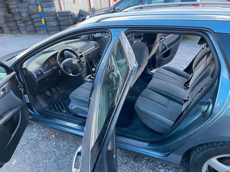 Begagnad Peugeot 407 136 HK (100 kW) 2005 Mörkgrå Kombi