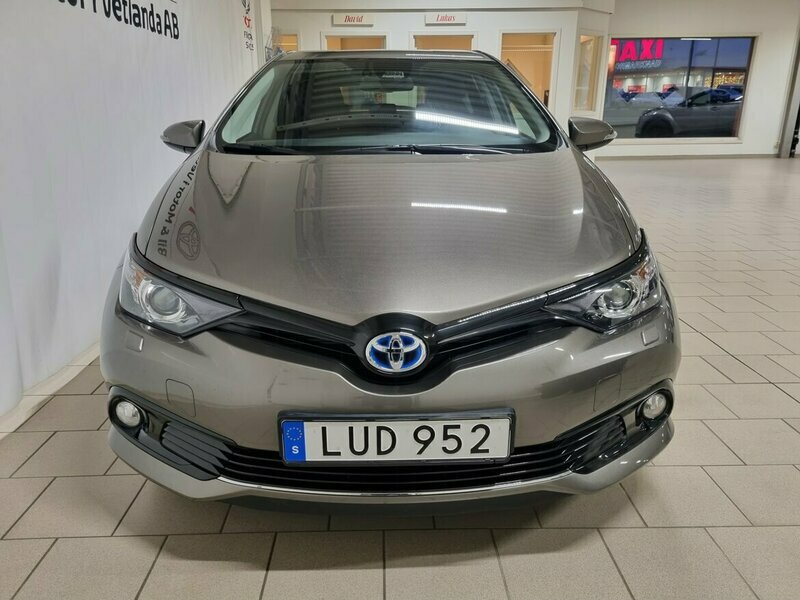 Begagnad 2018 Toyota Auris Hybrid 1.8 El_Hybrid 136 HK