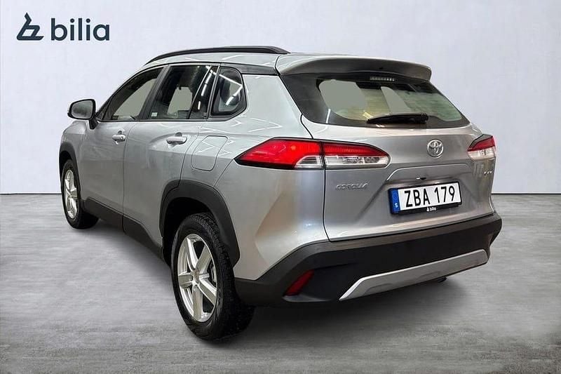Begagnad Toyota Corolla Cross Active 141 HK (103 kW) 2024 Silver SUV