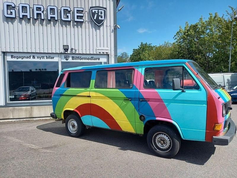 Begagnad VW Caravelle 78 HK (57 kW) 1986 Minibuss