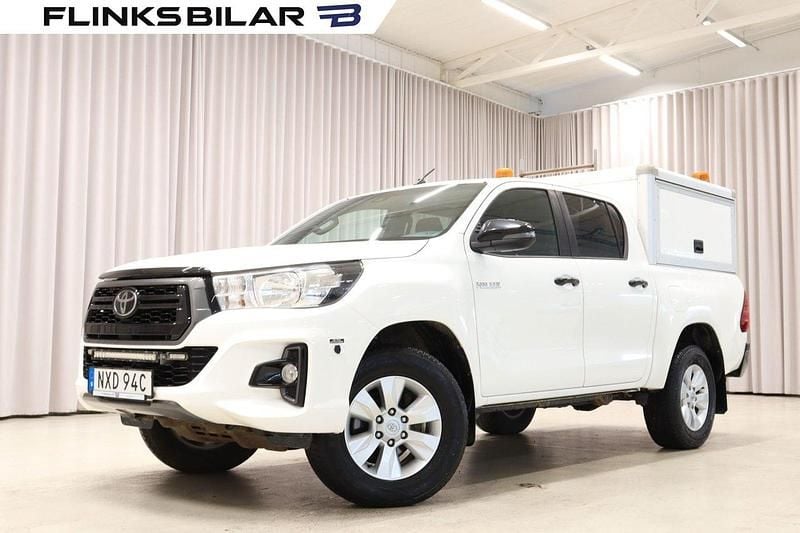 Vit Begagnad 2020 Toyota HiLux Pickup | 399 900 kr (Lite dyr) - Bild 1/4