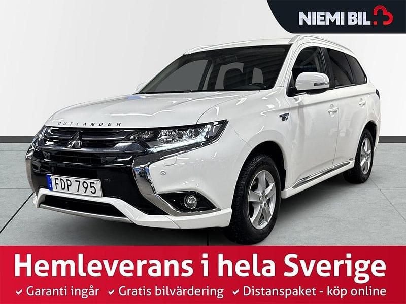 Begagnad Mitsubishi Outlander Edition 203 HK (149 kW) 2017 Vit SUV