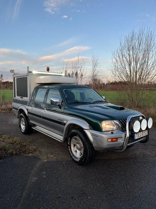 Begagnad 2002 Mitsubishi L200 Pickup | 69 000 kr - Bild 1/4