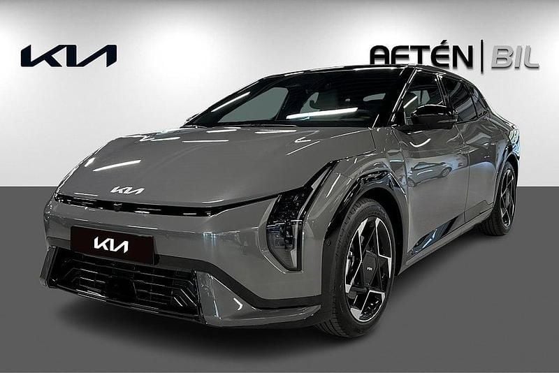 Ny 2025 Kia EV4 GT-Line Halvkombi | 589 900 kr (Marknadspris) - Bild 1/3