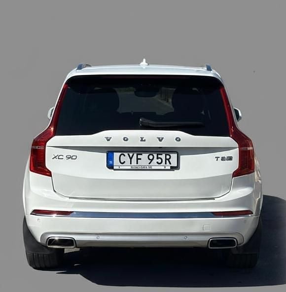 Vit Begagnad 2020 Volvo XC90 Inscription SUV | 524 900 kr (Lite dyr) - Bild 1/4
