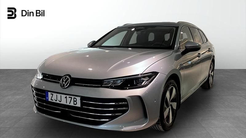 Begagnad VW Passat Business 150 HK (110 kW) 2025 Silver Kombi