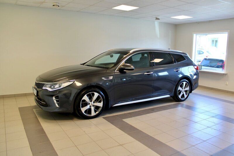 Grå Begagnad 2017 Kia Optima GT-Line Kombi | 159 900 kr (Marknadspris) - Bild 1/4