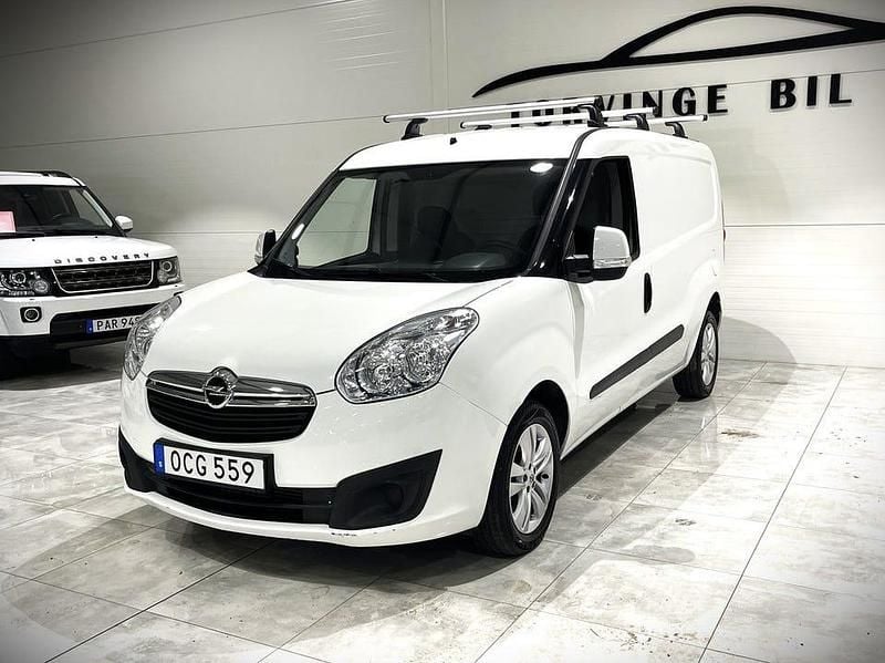 Begagnad Opel Combo 95 HK (69 kW) 2018 Vit Minibuss