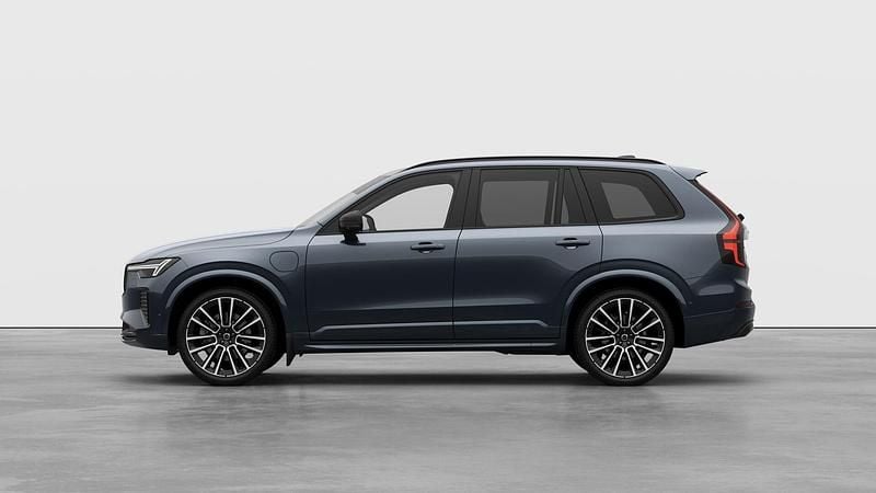 Mörkblå Ny 2025 Volvo XC90 Ultra SUV | 979 000 kr (Marknadspris) - Bild 1/4