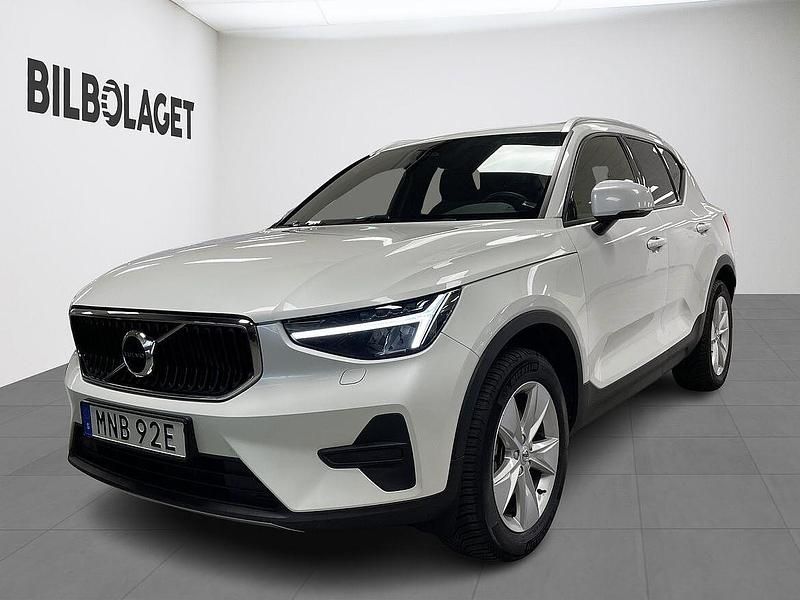 Begagnad 2024 Volvo XC40 SUV | 329 800 kr (Bra pris) - Bild 1/4