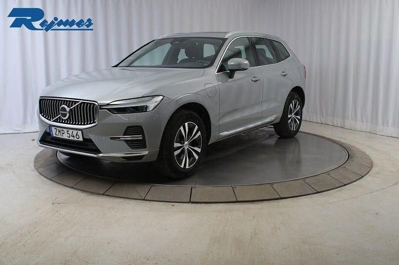 Begagnad Volvo XC60 Core 253 HK (186 kW) 2024 Grå SUV