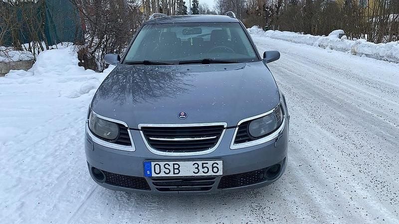 Begagnad Saab 9-5 Vector 185 HK (136 kW) 2007 Grå Kombi