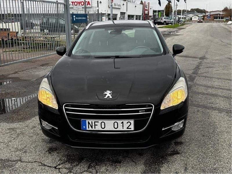 Brun Begagnad 2012 Peugeot 508 Kombi | 89 000 kr (Marknadspris) - Bild 1/4