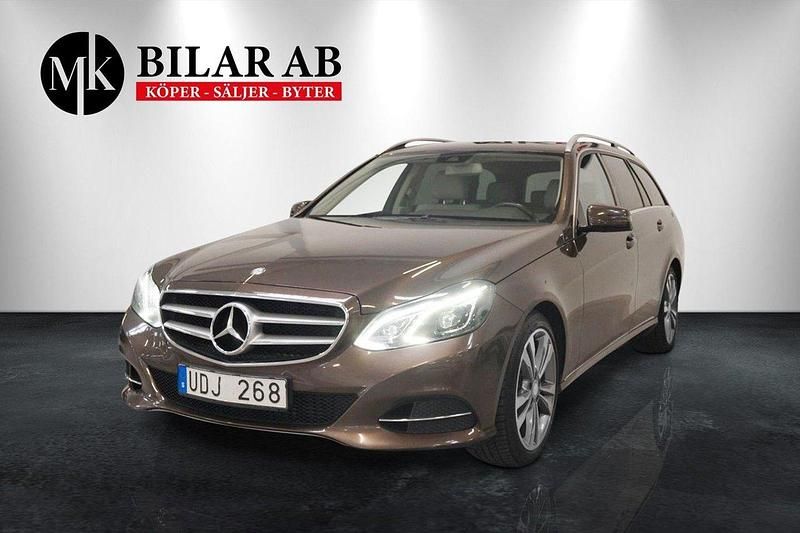 Ljusbrun (brun) Begagnad 2014 Mercedes E300 Kombi | 174 900 kr - Bild 1/4