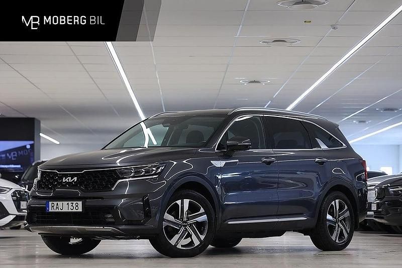 Grå Begagnad 2023 Kia Sorento Advance SUV | 409 900 kr (Marknadspris) - Bild 1/3