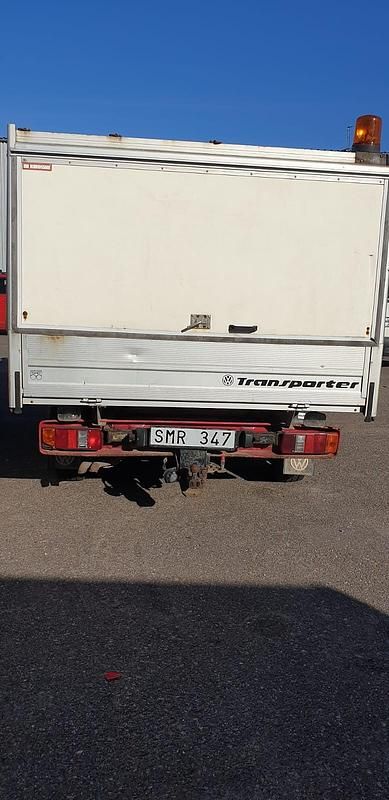 Begagnad VW Transporter 102 HK (75 kW) 2001 Röd Van