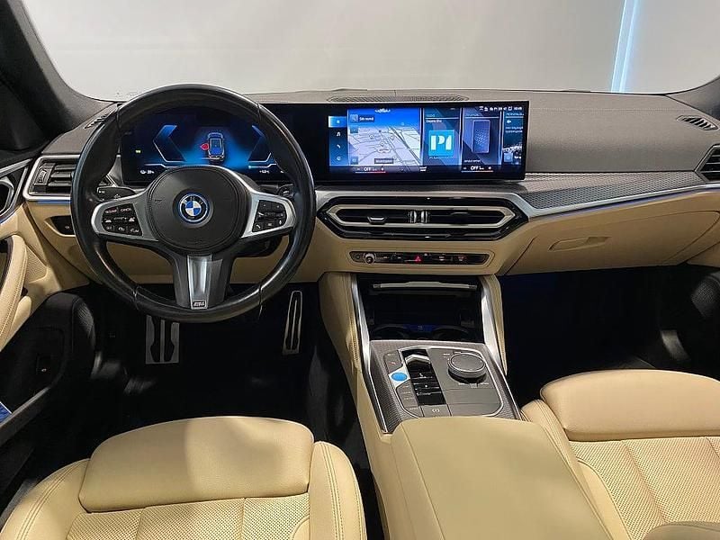Begagnad BMW i4 M Sport 250 kW (340 HK) 2023 Grön Sedan