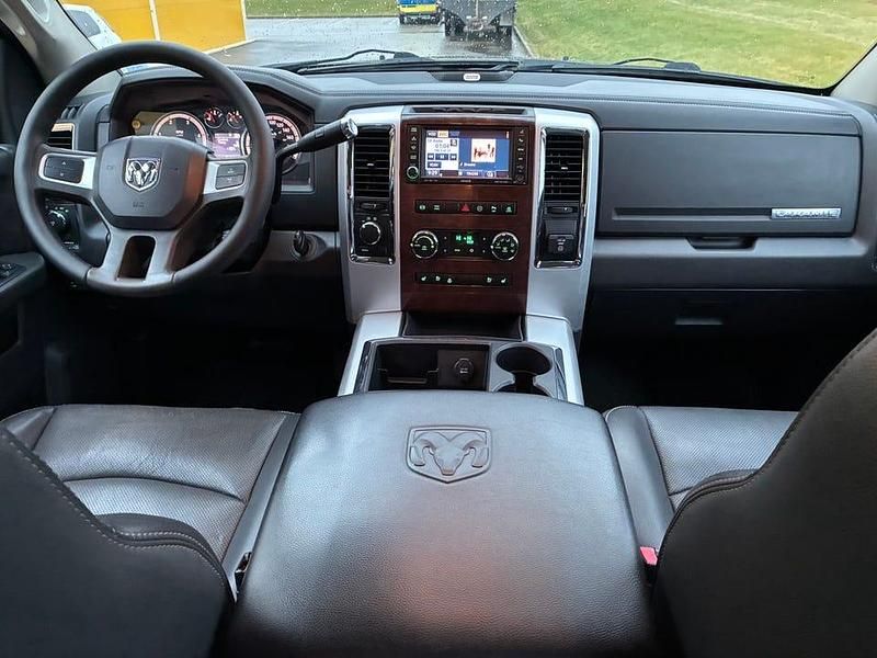 Begagnad RAM 2500 355 HK (261 kW) 2011 Pickup