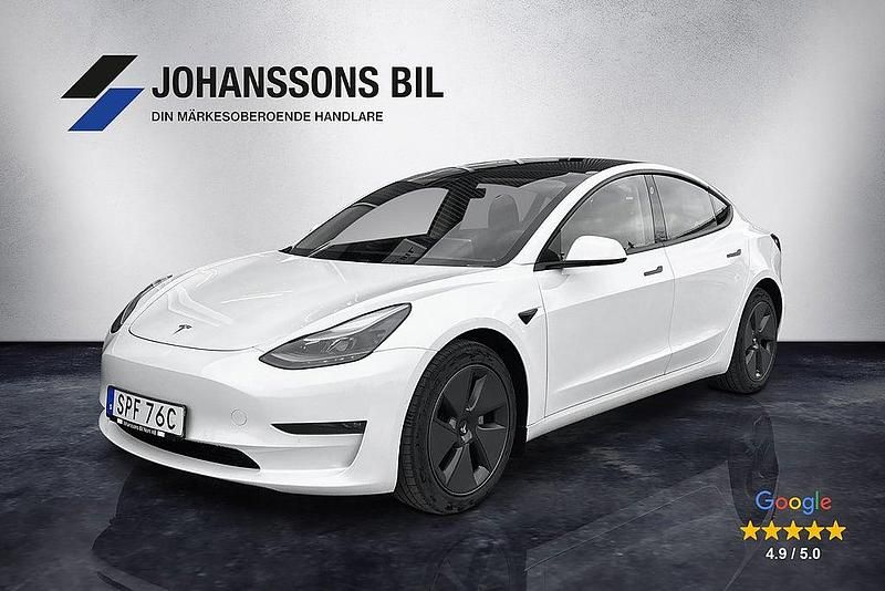 Vit Begagnad 2021 Tesla Model 3 Long Range AWD Sedan | 279 900 kr (Marknadspris) - Bild 1/4