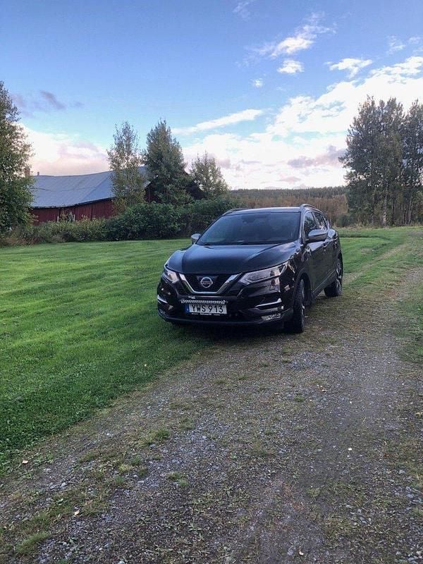 Begagnad 2017 Nissan Qashqai SUV | 169 000 kr - Bild 1/4
