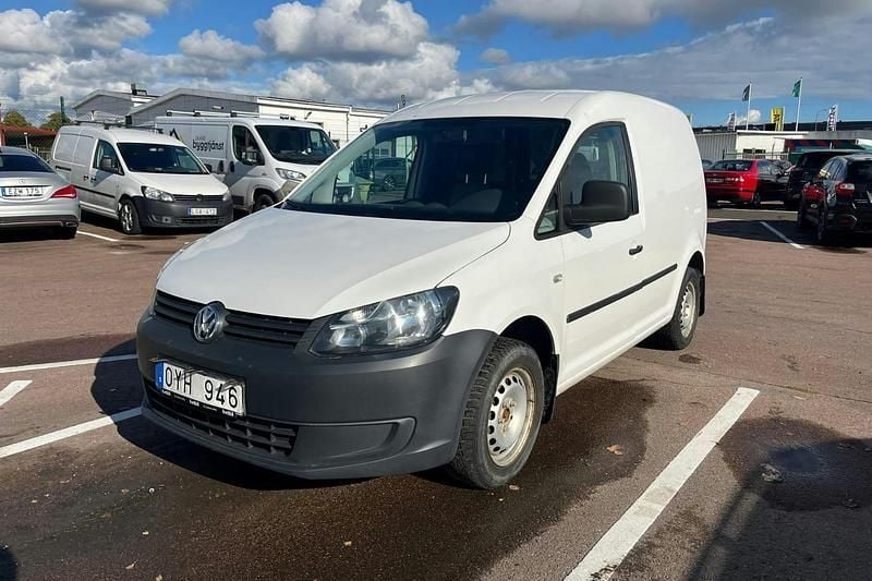 Vit Begagnad 2013 VW Caddy Minibuss | 59 000 kr (Superpris) - Bild 1/3