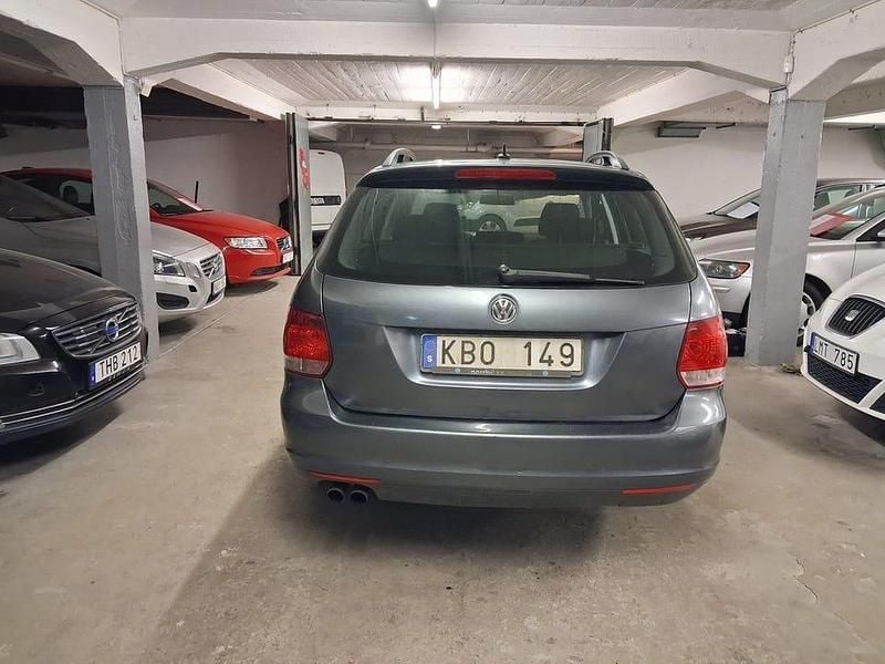 Begagnad VW Golf VI 122 HK (89 kW) 2010 Grå Halvkombi