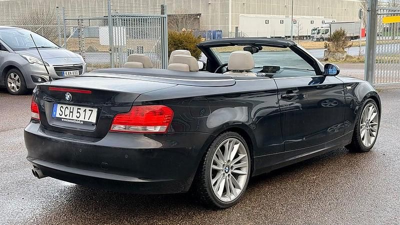 Begagnad BMW 125 Cabriolet 260 HK (191 kW) 2008 Svart Cab