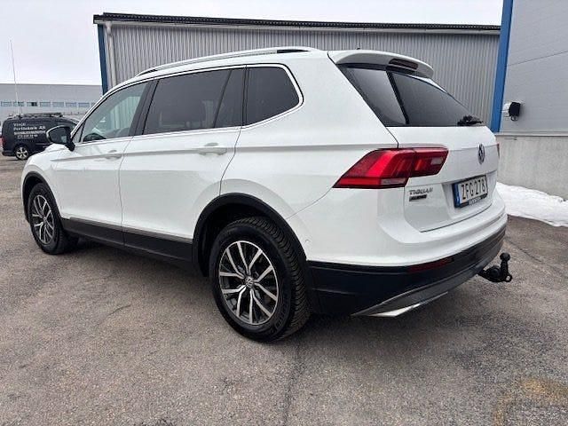 Begagnad VW Tiguan Allspace GT 190 HK (139 kW) 2017 Vit SUV