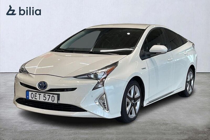 Vit Begagnad 2016 Toyota Prius Executive Halvkombi | 174 900 kr (Marknadspris) - Bild 1/3
