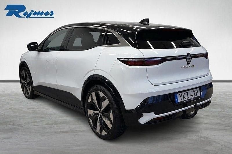 Begagnad Renault Mégane IV Techno 160 kW (218 HK) 2023 Vit
