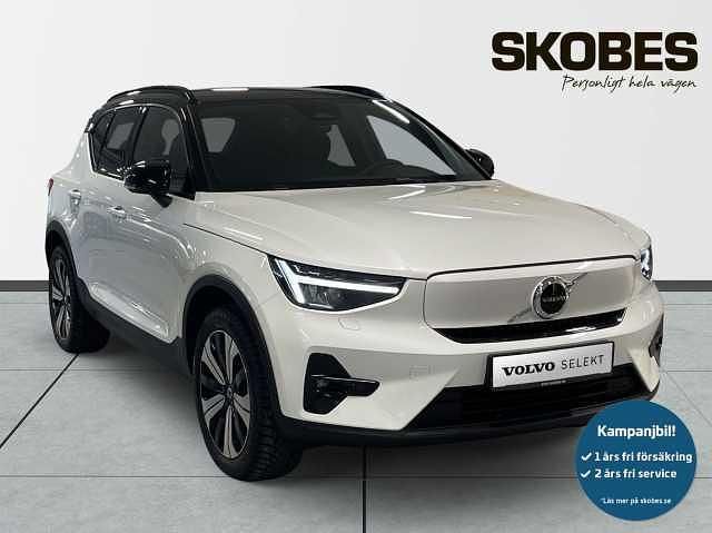 Vit Begagnad 2024 Volvo XC40 Plus SUV | 426 600 kr - Bild 1/3