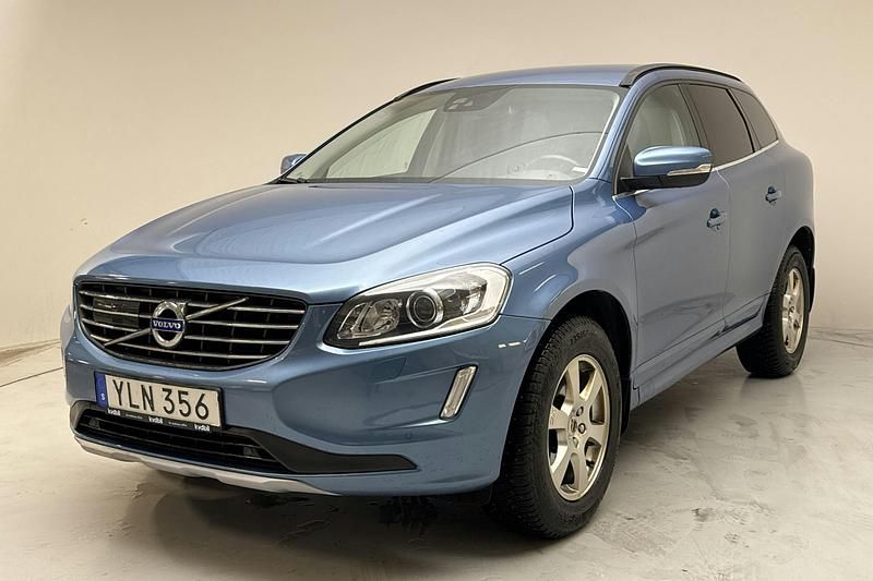 Blå Begagnad 2017 Volvo XC60 Momentum SUV | 184 000 kr (Bra pris) - Bild 1/4